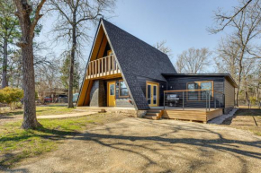 Grills and Fire Pit Cedar Creek Reservoir Cabin!